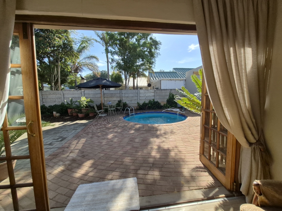 3 Bedroom Property for Sale in Panorama Western Cape